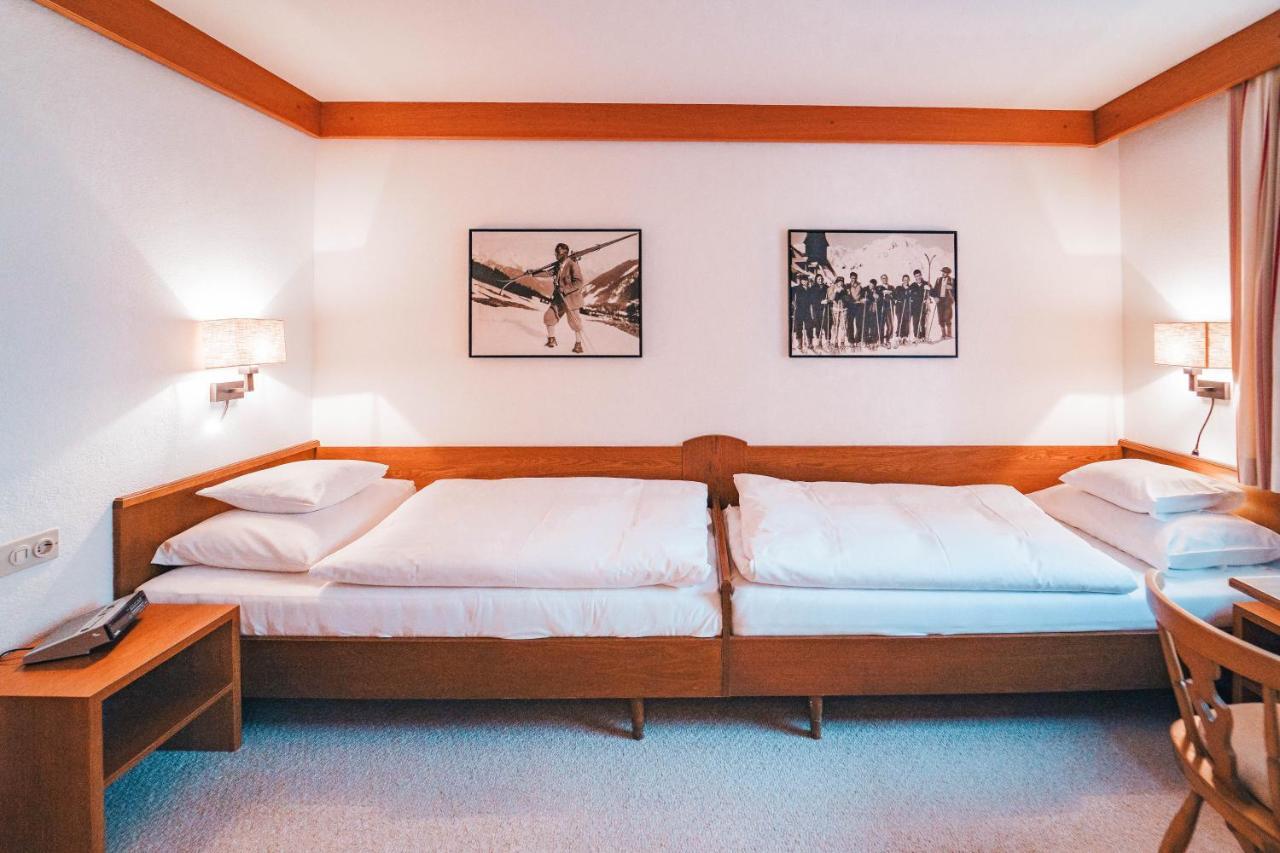 Hotel Garni Almjur Sankt Anton am Arlberg Ngoại thất bức ảnh