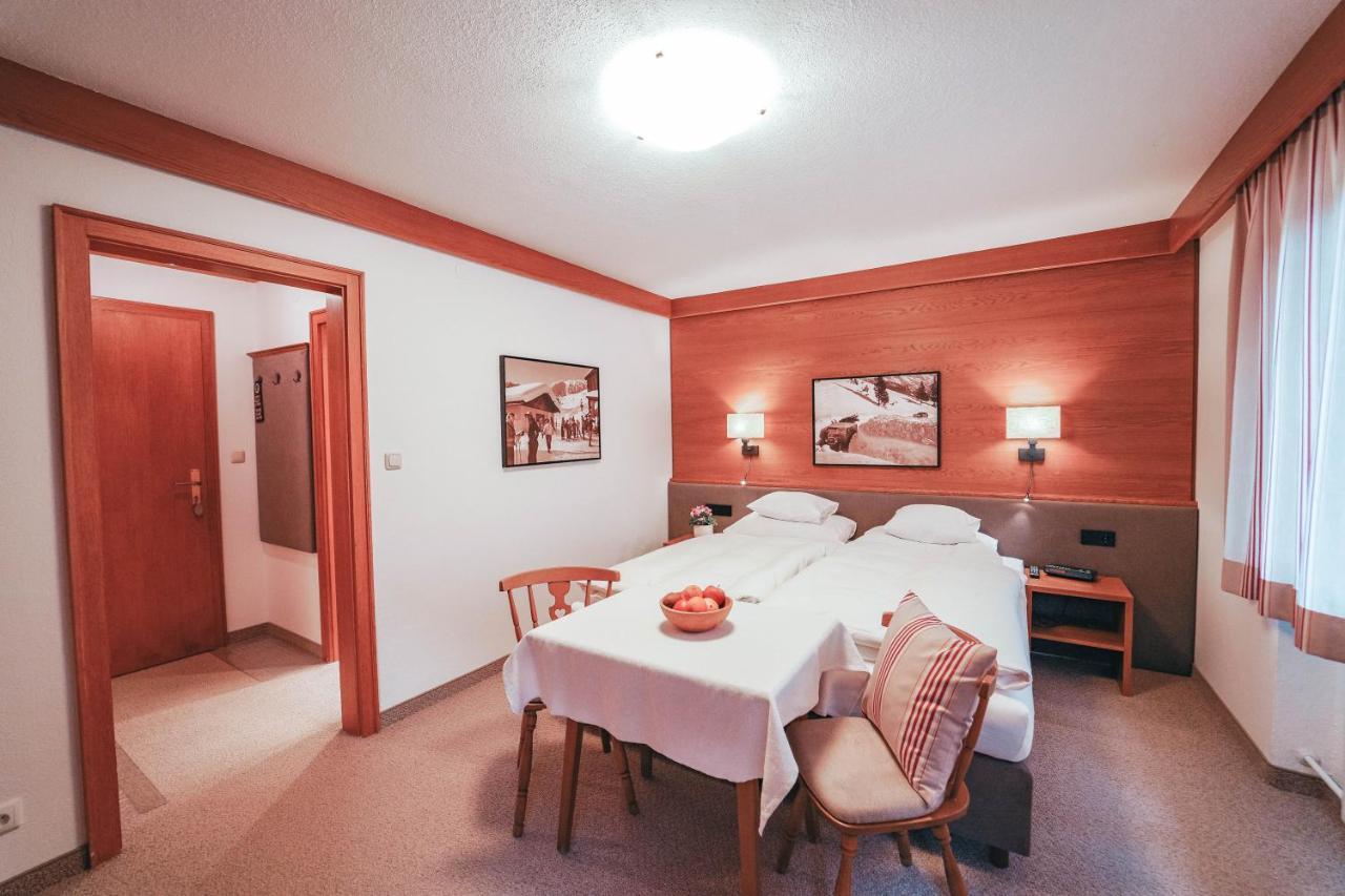 Hotel Garni Almjur Sankt Anton am Arlberg Ngoại thất bức ảnh