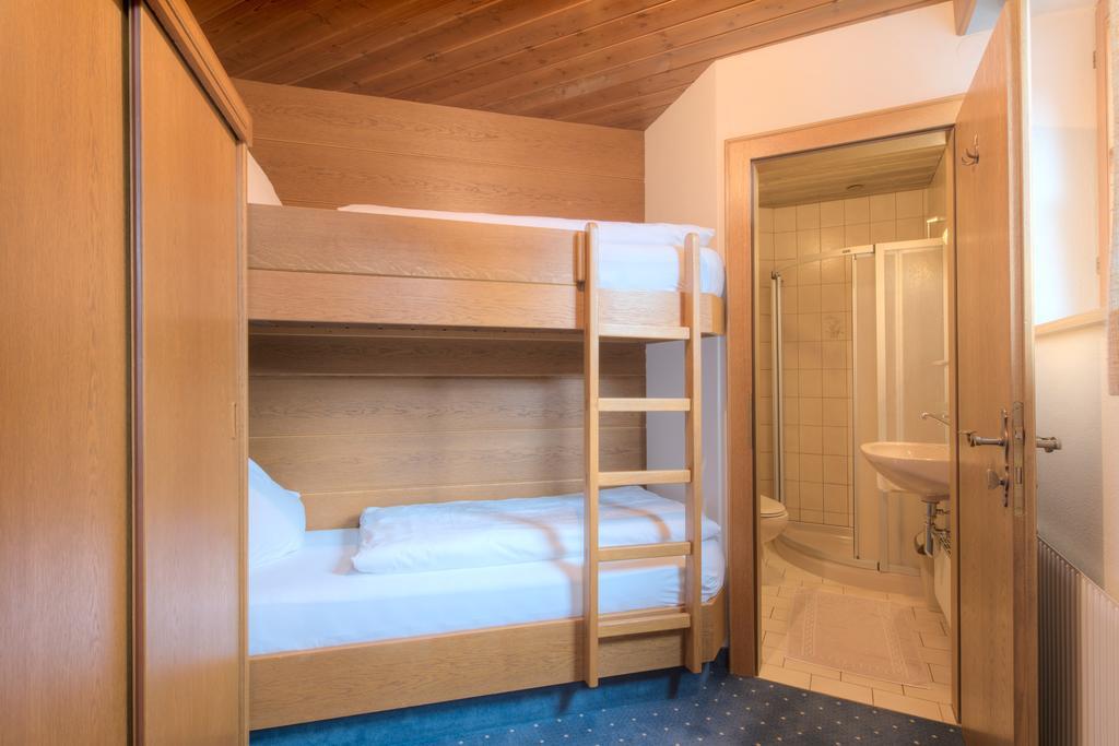 Hotel Garni Almjur Sankt Anton am Arlberg Phòng bức ảnh